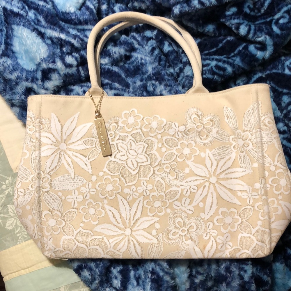 Oscar De LaRenta purse